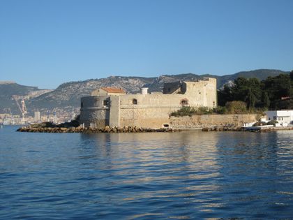 Toulon la tour royale