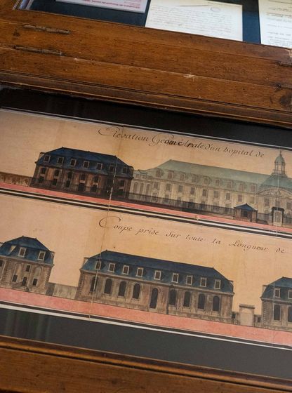 Document d’archives montrant les bâtiments et l’organisation de l’École de médec