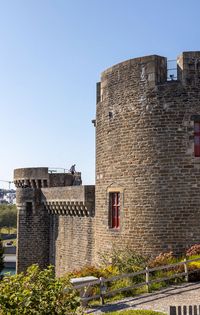 Vue des tours du château 